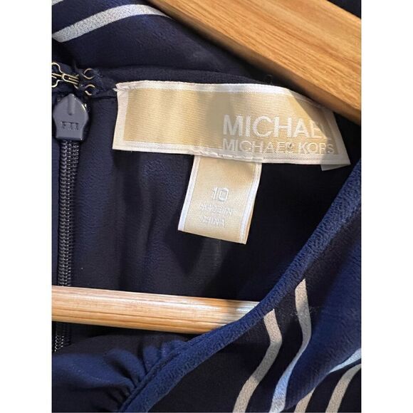 Michael by Michael Kors Women’s Size 10 Jumpsuit Navy Blue Striped Tie Waist - Picture 13 of 13